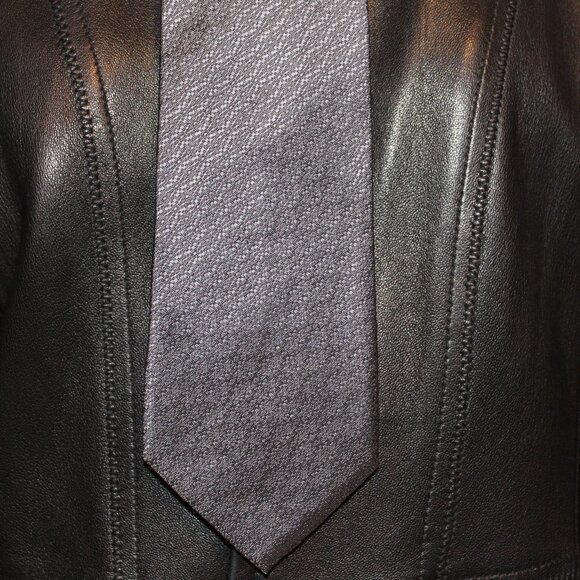 Elegant Grey Silk Neckwear TIE by Artisans Angkor NWT - Picture 7 of 7